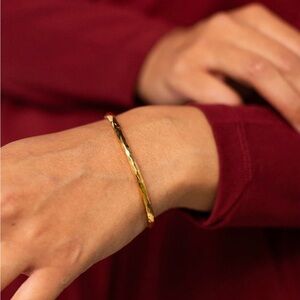 Truvai Margo Cuff Bracelet